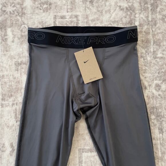Nike Dri-Fit Pro 3/4 Tight Pant Leggings Athletic Excercise Iron Size Small New - Picture 3 of 7